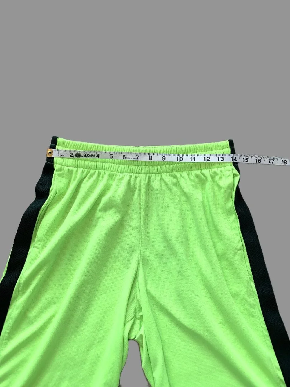 Xersion Active Short Men Neon Yellow Adjustable Waist Size M